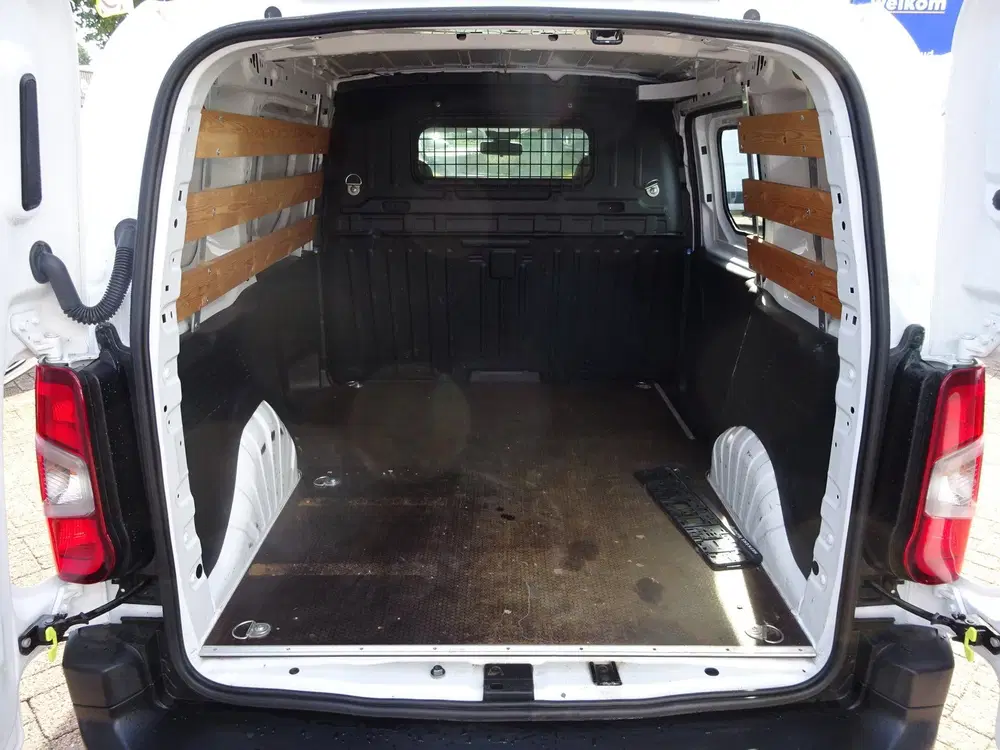 Peugeot Partner 1.5 BlueHDI Pro AIRCO SCHUIFDEUR LAGE KILO uit 2021, foto 10