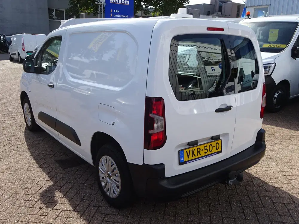 Peugeot Partner 1.5 BlueHDI Pro AIRCO SCHUIFDEUR LAGE KILO uit 2021, foto 3