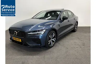 Volvo S60 2.0 Recharge T6 PHEV AWD R-Design Pano uit 2021