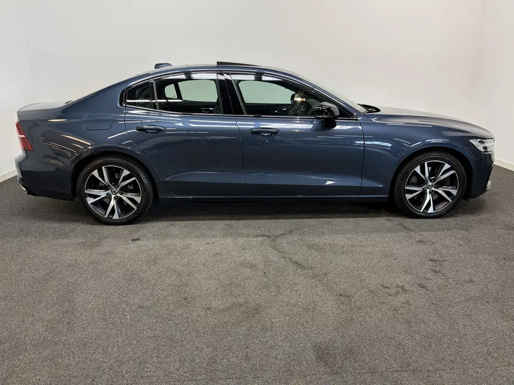 Volvo S60 2.0 Recharge T6 PHEV AWD R-Design Pano uit 2021, foto 7