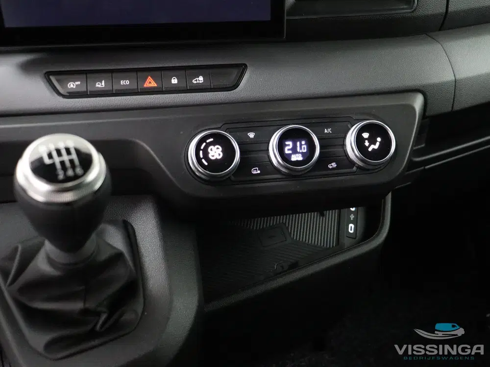 Renault Master L2H2 170 pk Extra luxe G-Edition (grijs) uit 2024, foto 15