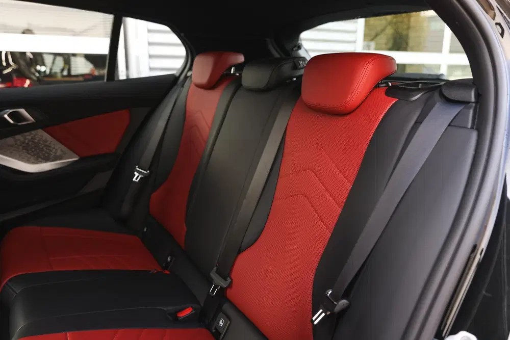 BMW 1-serie 120 M Sport Automaat uit 2025, foto 10