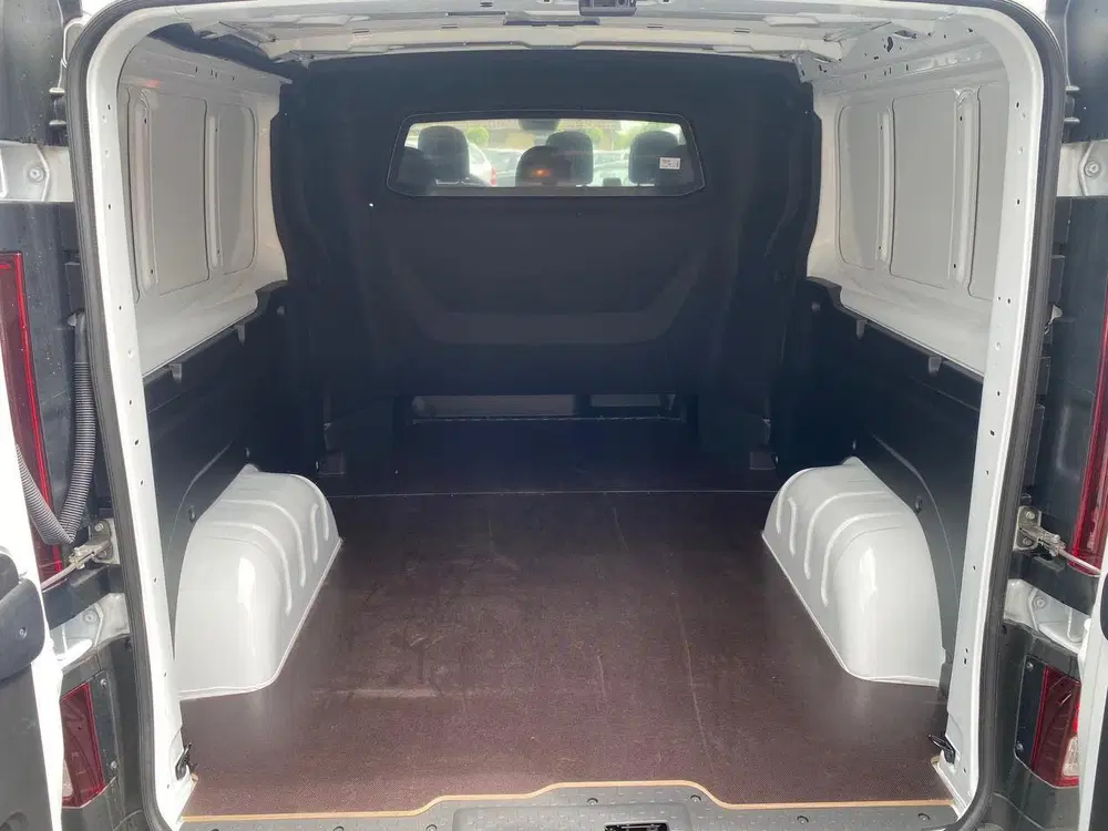 Renault Trafic NIEUW 2.0 Blue dCi 150 T29 L2H1 Advance DC uit 2024, foto 11