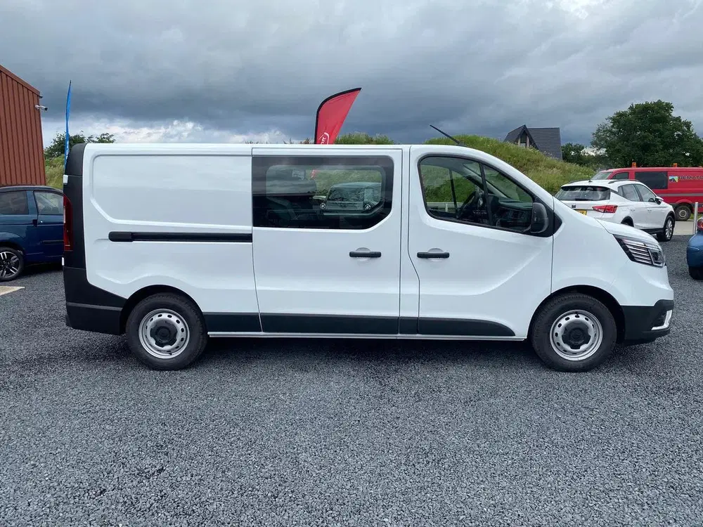 Renault Trafic NIEUW 2.0 Blue dCi 150 T29 L2H1 Advance DC uit 2024, foto 4