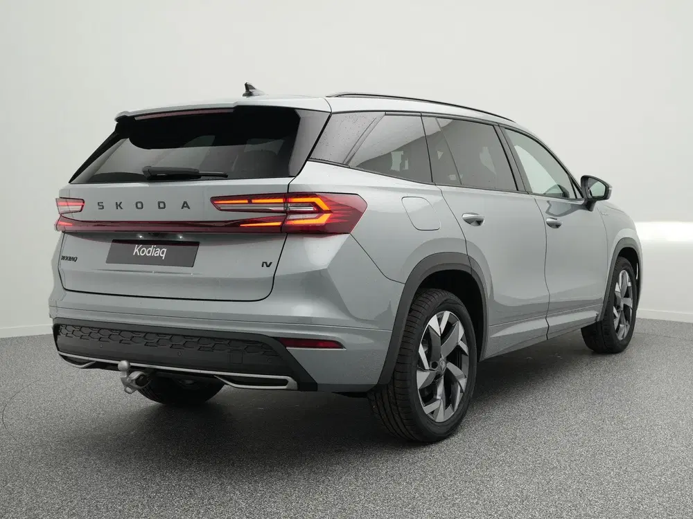 Skoda Kodiaq Sportline Business 1.5 TSI PHEV uit 2026, foto 2