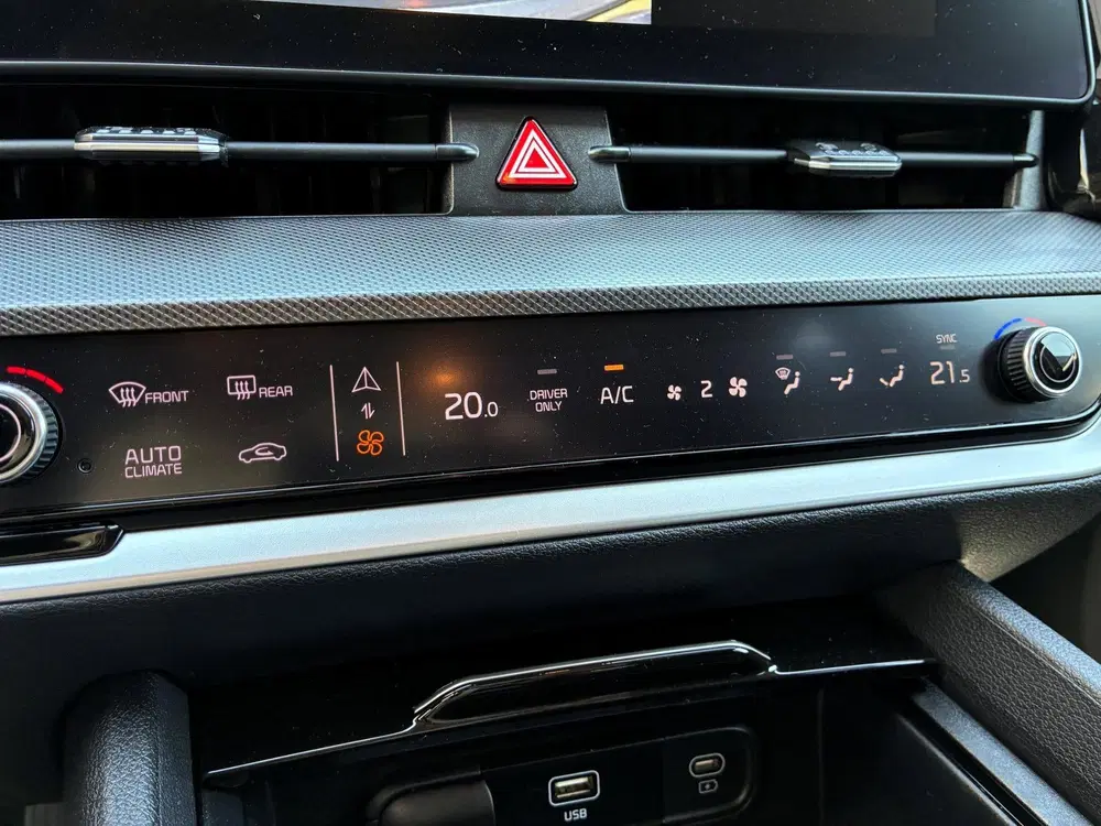 Kia Sportage 1.6 T-GDi Plug-in Hybrid AWD DynamicLine uit 2025, foto 9
