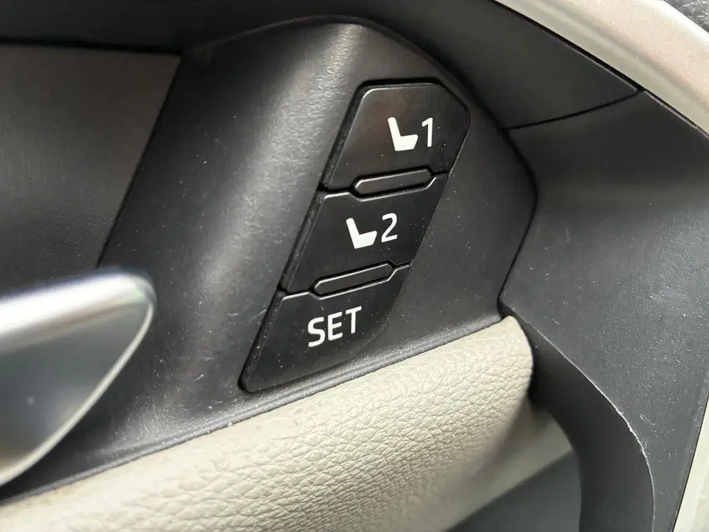 Toyota RAV 4 2.5 Hybrid AWD Executive 222PK JBL TREKHAA uit 2019, foto 10
