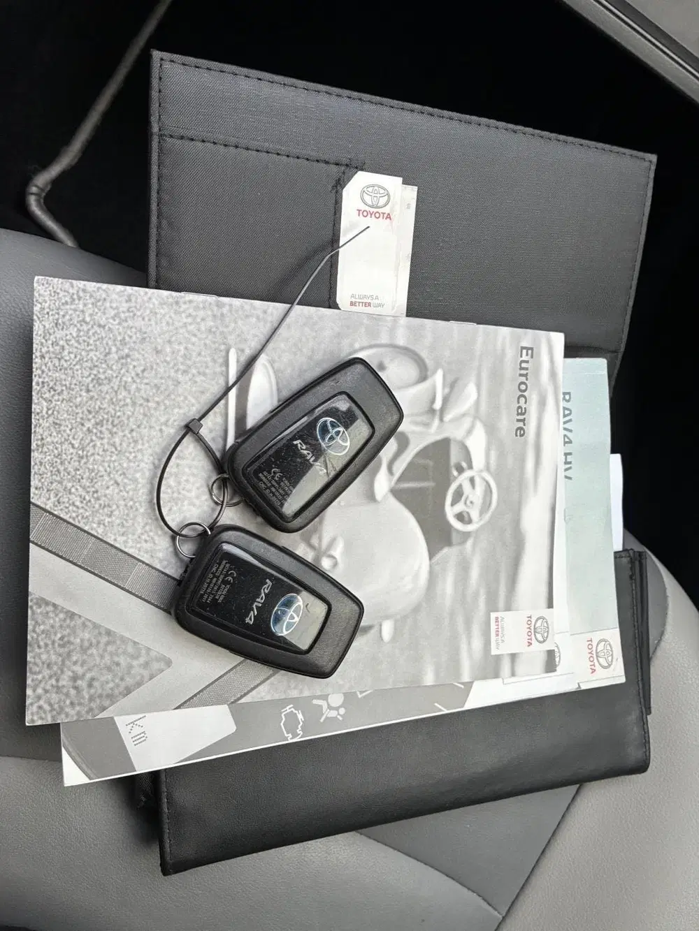 Toyota RAV 4 2.5 Hybrid AWD Executive 222PK JBL TREKHAA uit 2019, foto 15