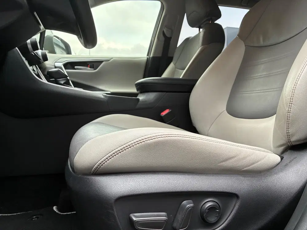Toyota RAV 4 2.5 Hybrid AWD Executive 222PK JBL TREKHAA uit 2019, foto 8