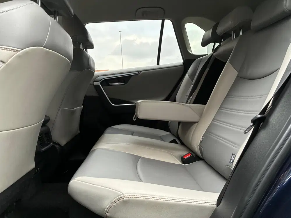 Toyota RAV 4 2.5 Hybrid AWD Executive 222PK JBL TREKHAA uit 2019, foto 9
