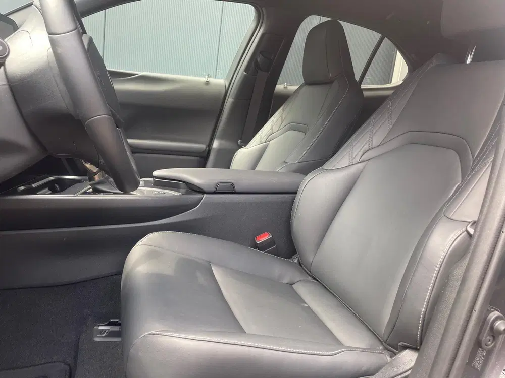 Lexus UX 250h F SPORT Design STOELVERWARMING LEDER uit 2024, foto 5