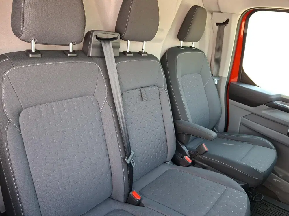 Ford Transit Custom 320 2.0 TDCI L2H1 Limited 136 pk handges uit 2024, foto 11