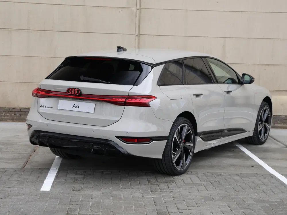 Audi A6 S edition e-tron 83 kWh 286 PK Avant uit 2026, foto 5