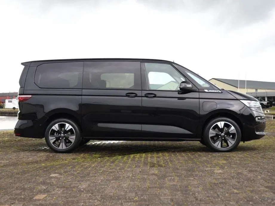 Volkswagen Multivan Bulli Edition L2 1.5 eHybrid EU6 180 kW uit 2026, foto 2