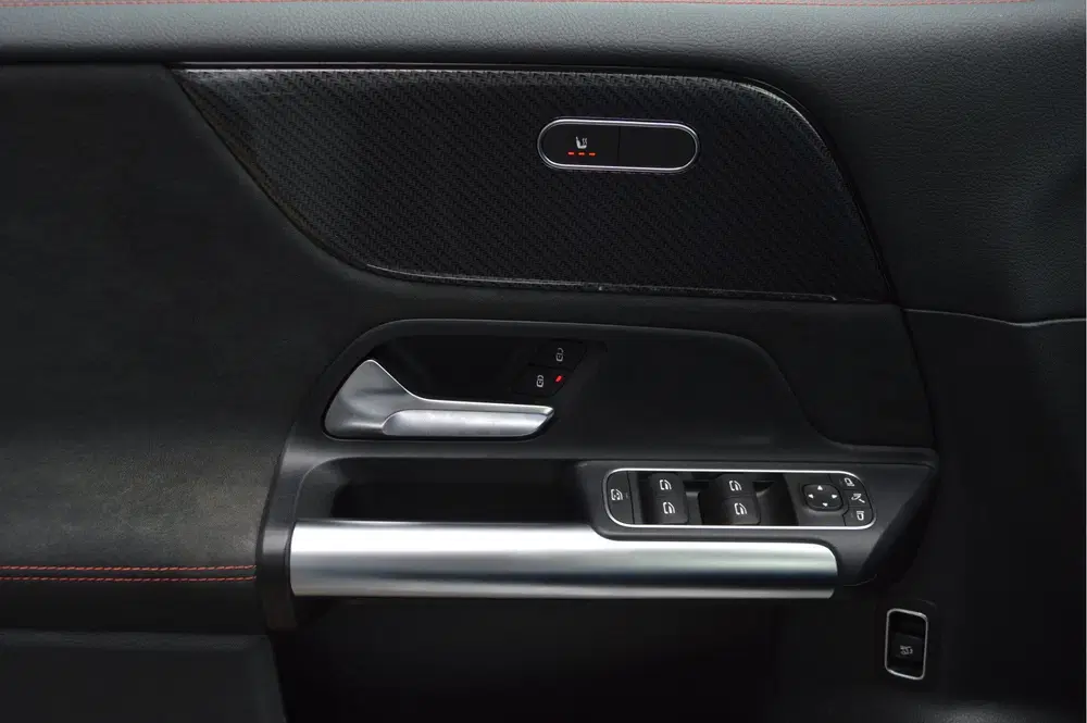 Mercedes-Benz B-Klasse 180 Business Solution AMG uit 2019, foto 13