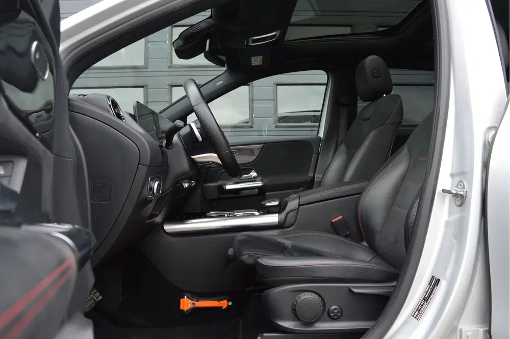 Mercedes-Benz B-Klasse 180 Business Solution AMG uit 2019, foto 8