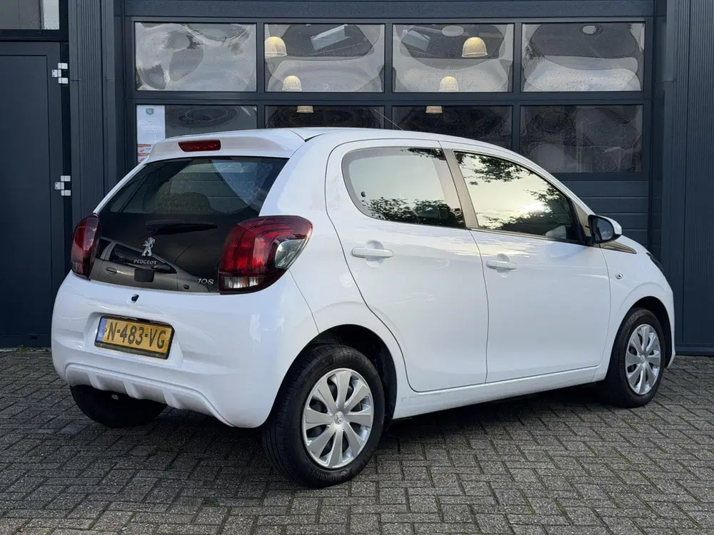 Peugeot 108 1.0 e-VTi Active uit 2022, foto 3