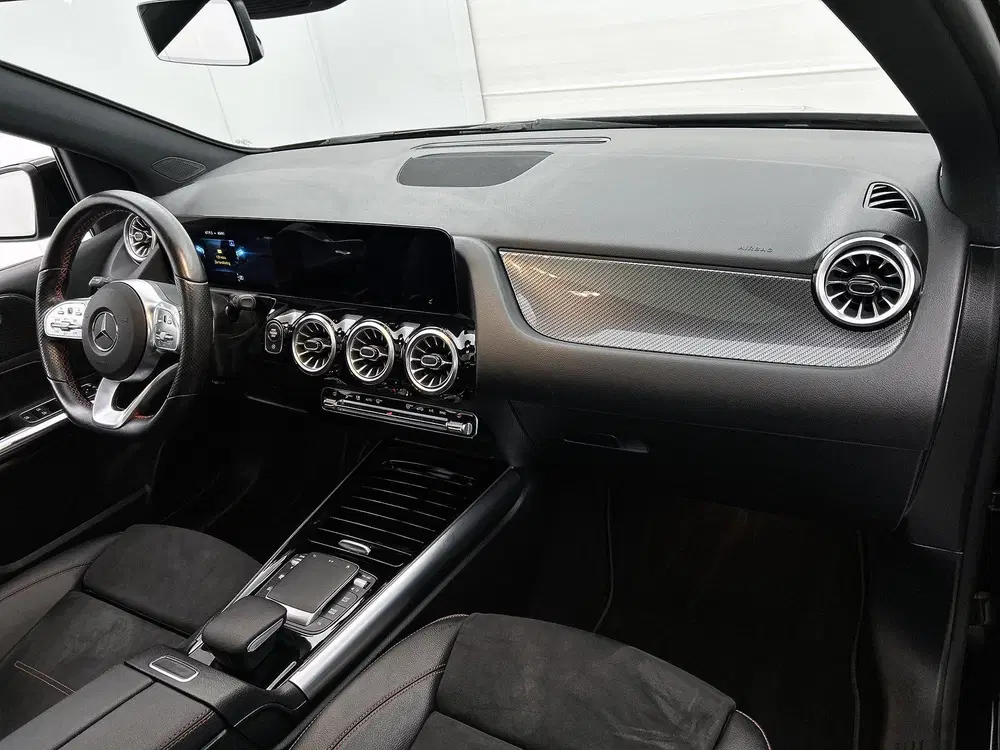 Mercedes-Benz B-Klasse 180 AMG Nightpakket uit 2021, foto 7