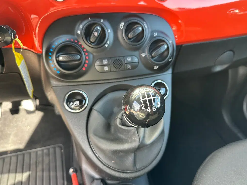 Fiat 500 1.0 Hybrid Urban uit 2024, foto 15