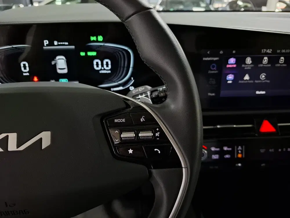 Kia Niro 1.6 GDi Hybrid DynamicLine 18 inch uit 2022, foto 10