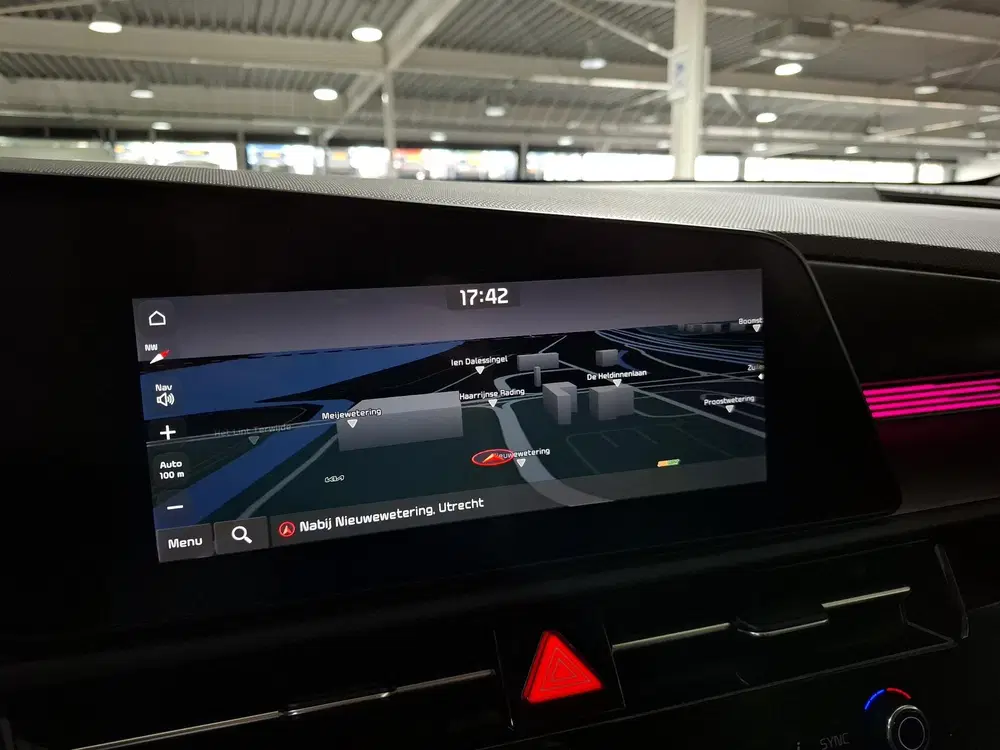 Kia Niro 1.6 GDi Hybrid DynamicLine 18 inch uit 2022, foto 11