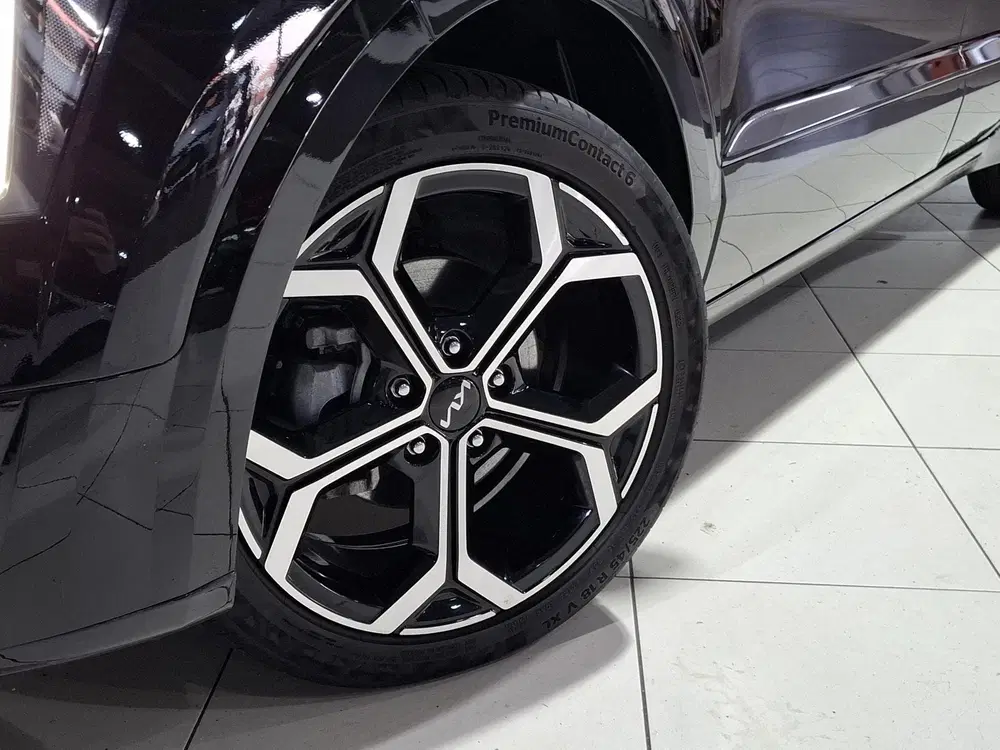 Kia Niro 1.6 GDi Hybrid DynamicLine 18 inch uit 2022, foto 2