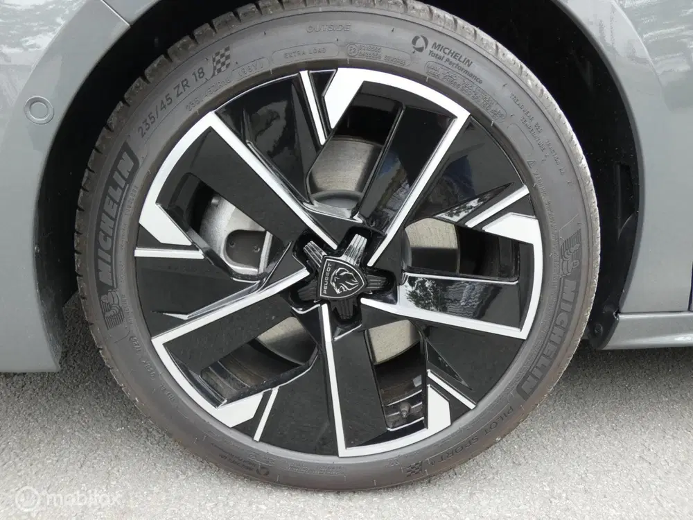 Peugeot 308 1.6 Plug-in Hybrid 195 Allure uit 2026, foto 13