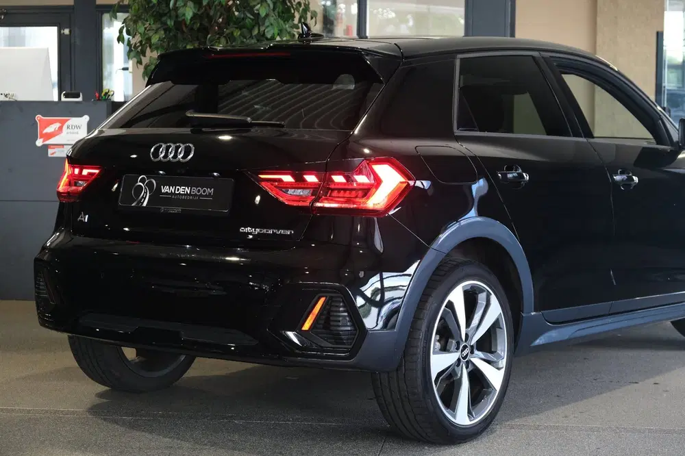 Audi A1 30 TFSI Citycarver S-tronic S-Line Navi L uit 2022, foto 15