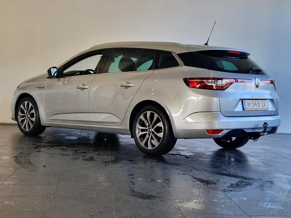 Renault Megane Mégane Estate 1.3 TCe Limited uit 2020, foto 6