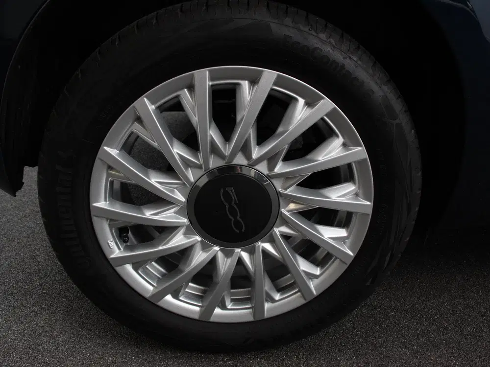Fiat 500C 1.0 Hybrid Dolcevita Airco Cruise control uit 2023, foto 3