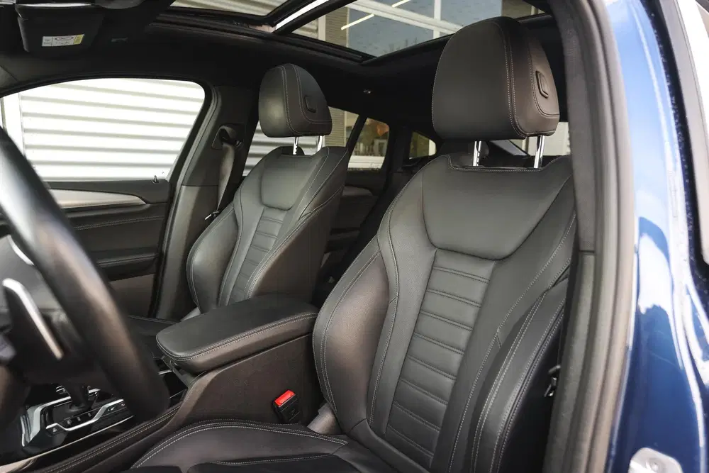 BMW X4 xDrive20i High Executive M Sport Automaat uit 2021, foto 13