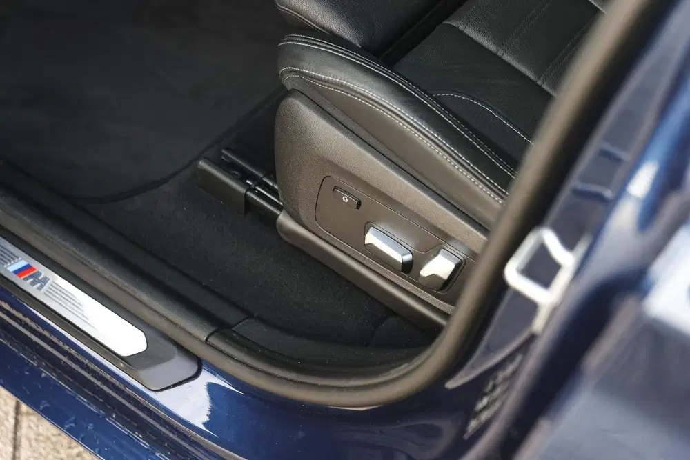 BMW X4 xDrive20i High Executive M Sport Automaat uit 2021, foto 14
