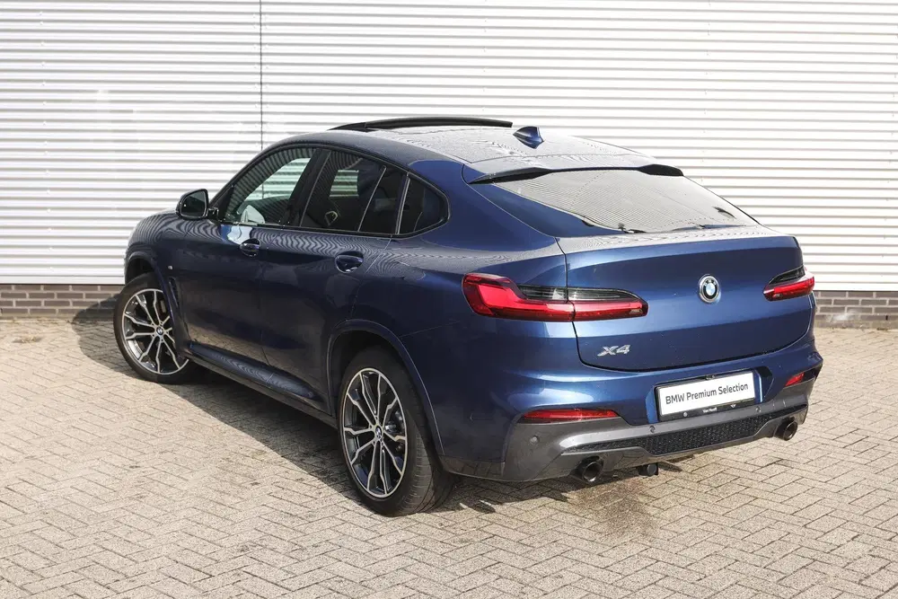 BMW X4 xDrive20i High Executive M Sport Automaat uit 2021, foto 2