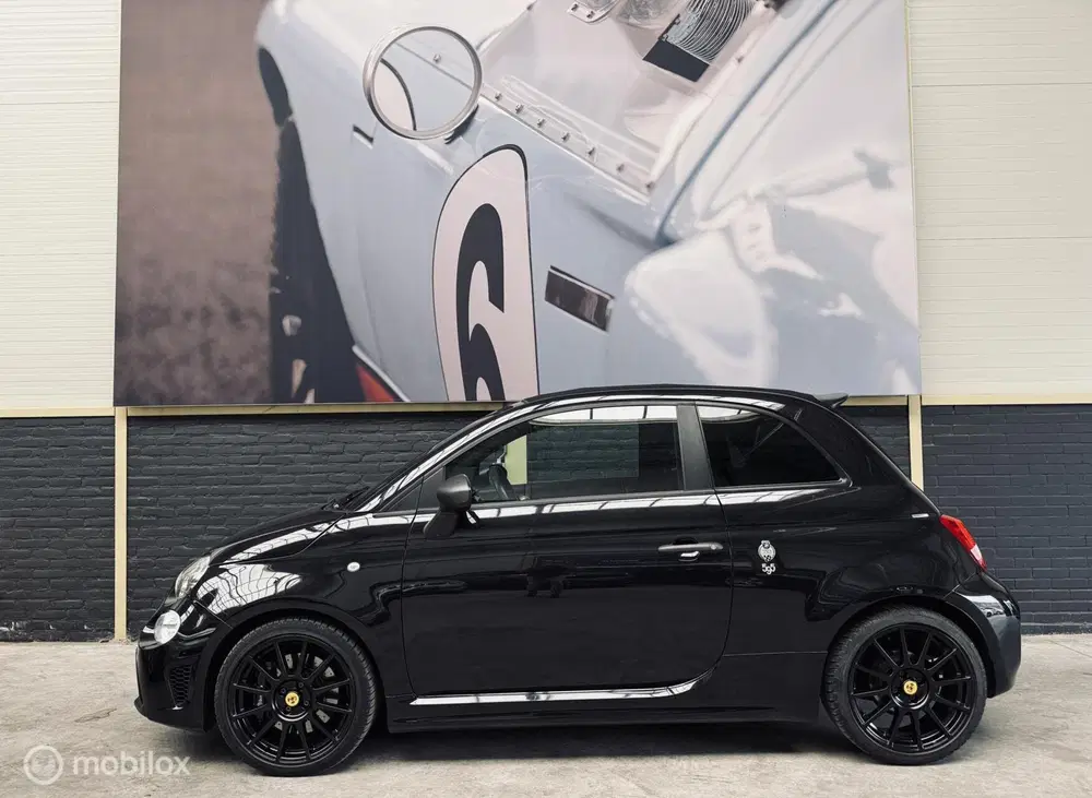 Fiat 500 500 C Abarth 595 70th Anniversary uit 2020, foto 3
