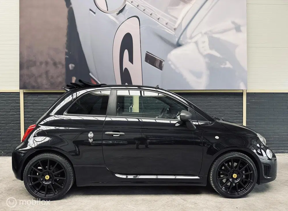 Fiat 500 500 C Abarth 595 70th Anniversary uit 2020, foto 6
