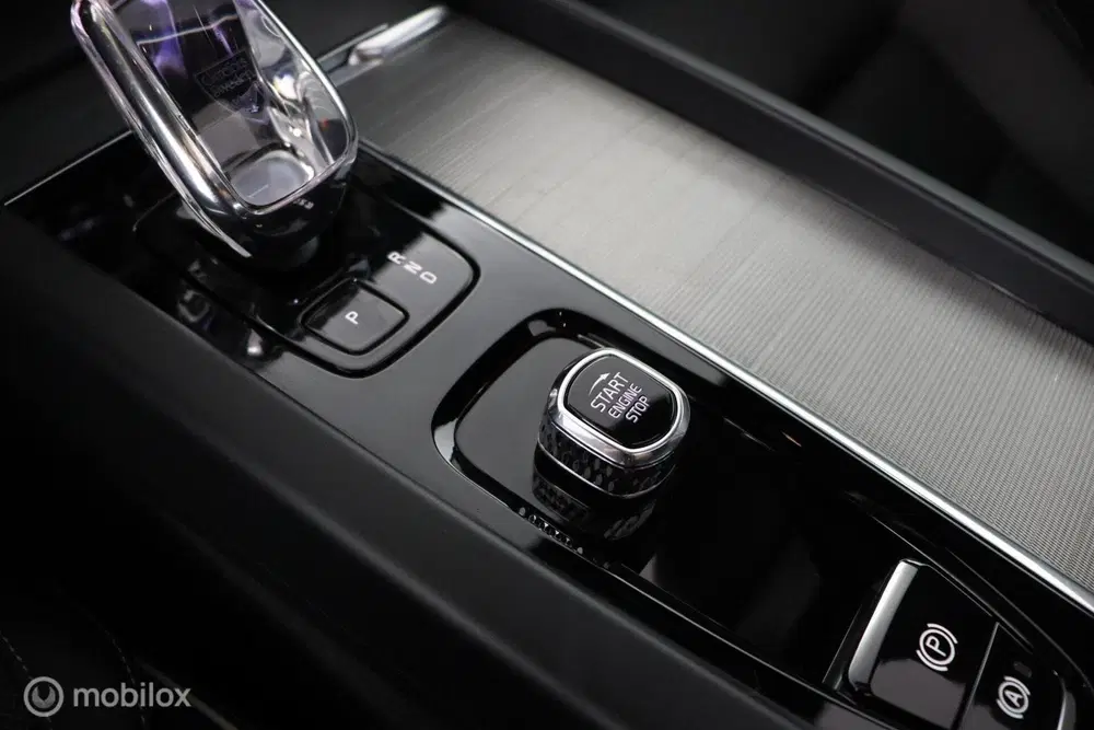 Volvo S60 2.0 B4 Ultimate Dark SCHUIFDAK uit 2023, foto 12