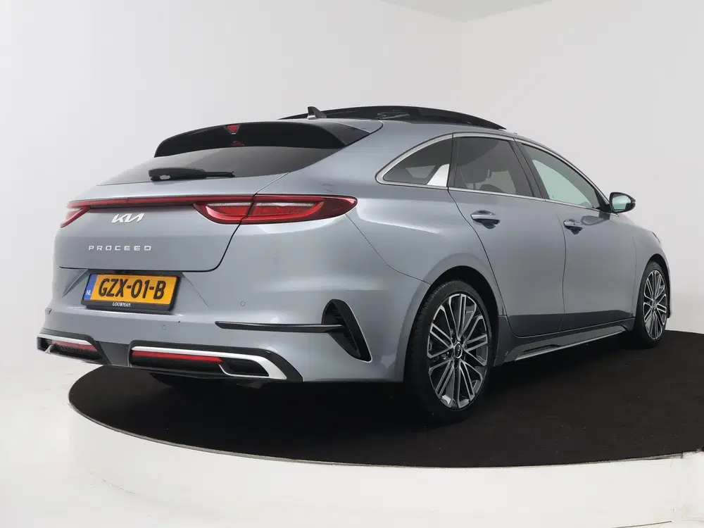 Kia ProCeed 1.5 T-GDi GT-PlusLine uit 2025, foto 2