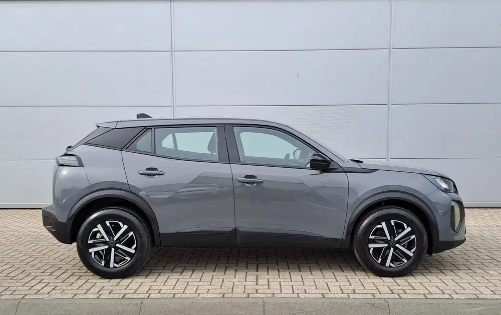 Peugeot 2008 1.2 PureTech 100 Active uit 2024, foto 4