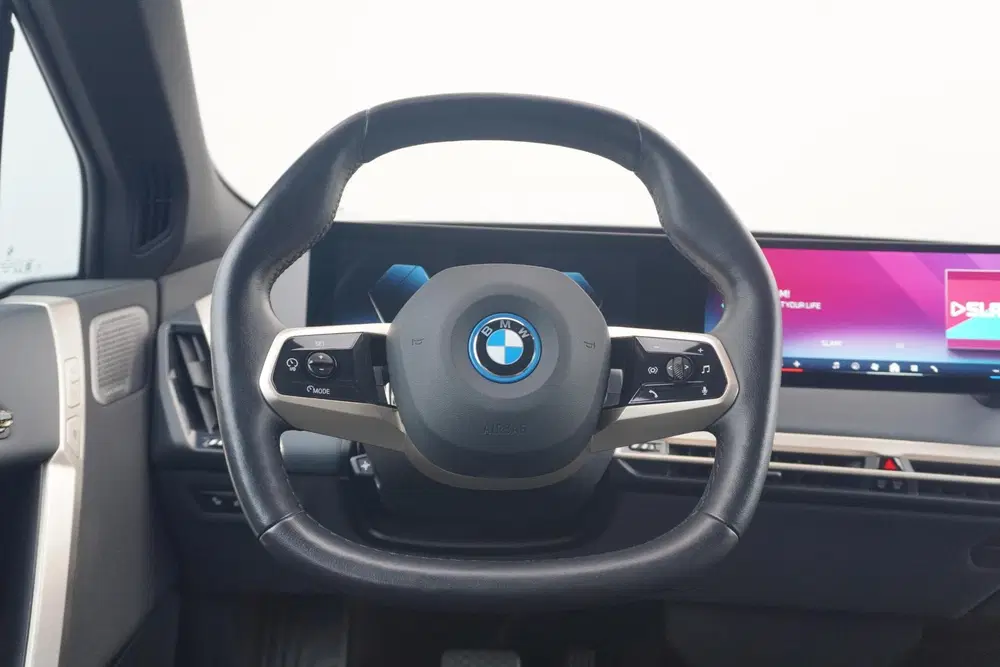BMW iX xDrive40 uit 2023, foto 10