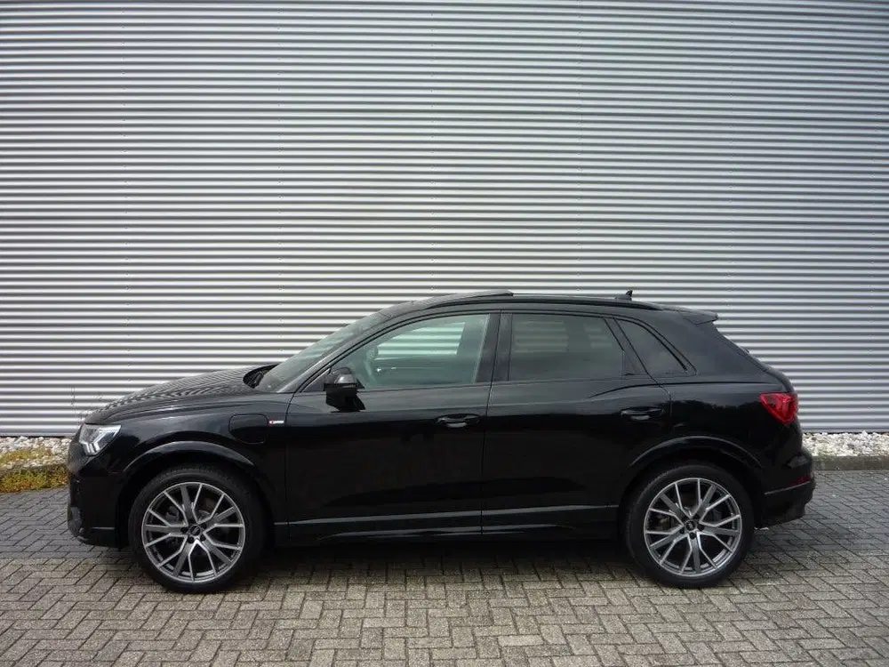 Audi Q3 45 TFSI-e S-Edition Pano S-line Keyless Gé uit 2023, foto 2