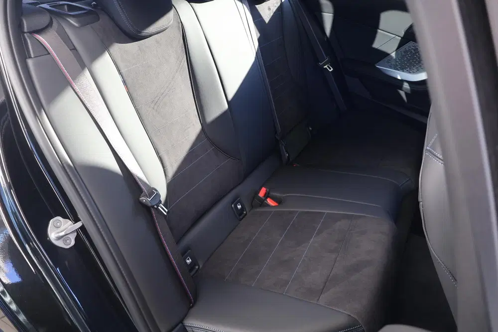 BMW 1-serie 120 uit 2026, foto 8