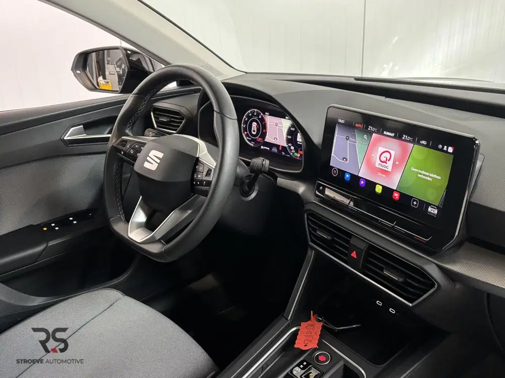 SEAT Leon DSG Style Buss Intense uit 2023, foto 4