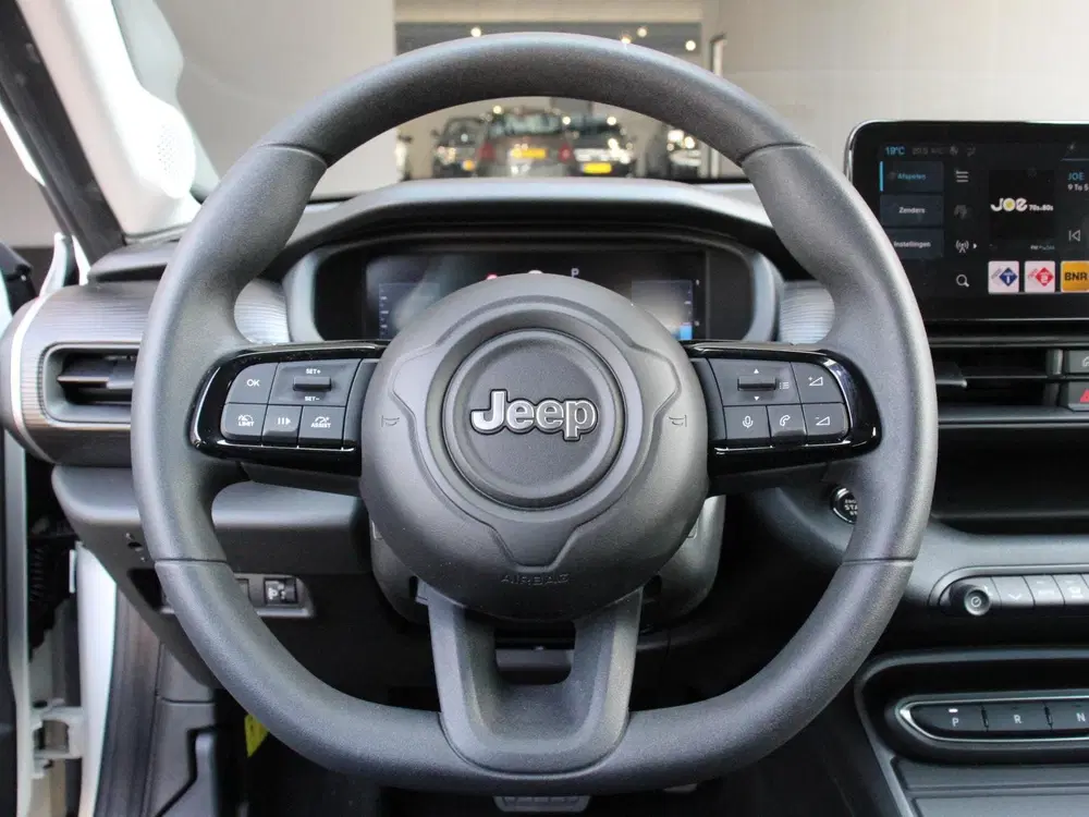 Jeep Avenger Longitude 54 kWh Automaat SOH 96% Navigati uit 2024, foto 12