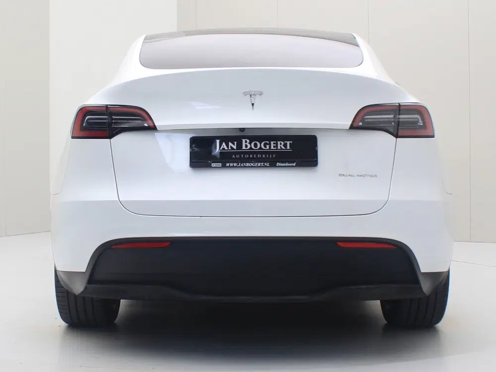 Tesla Model Y Long Range AWD 75kWh 351pk 93.3% SoH [ AMD uit 2023, foto 7