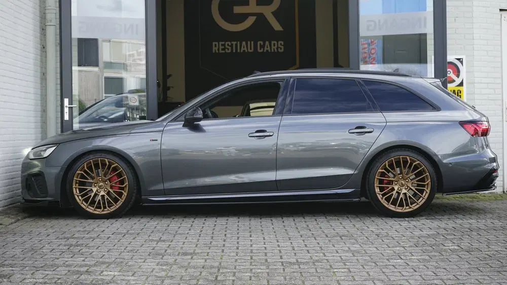 Audi A4 40 TFSI 3x S-Line Maxton BLACK OPTIK AUTOM uit 2022, foto 11
