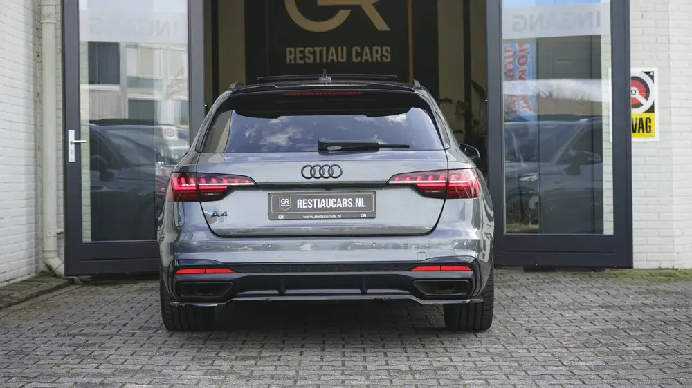 Audi A4 40 TFSI 3x S-Line Maxton BLACK OPTIK AUTOM uit 2022, foto 9