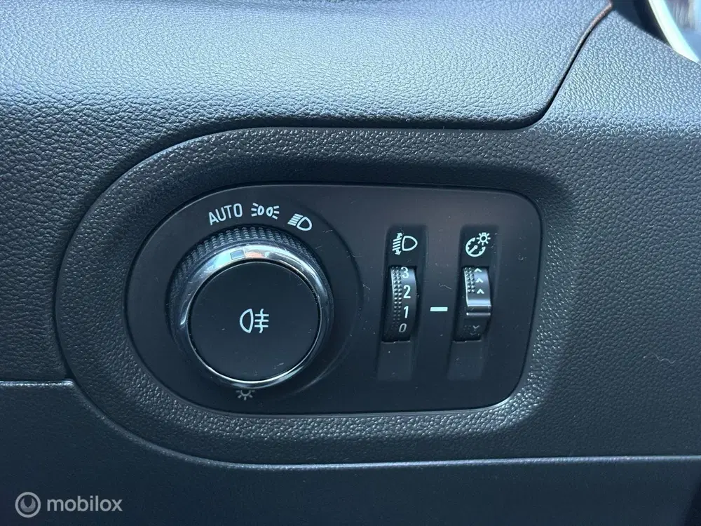 Opel Grandland 1.2 Turbo Innovation uit 2019, foto 14
