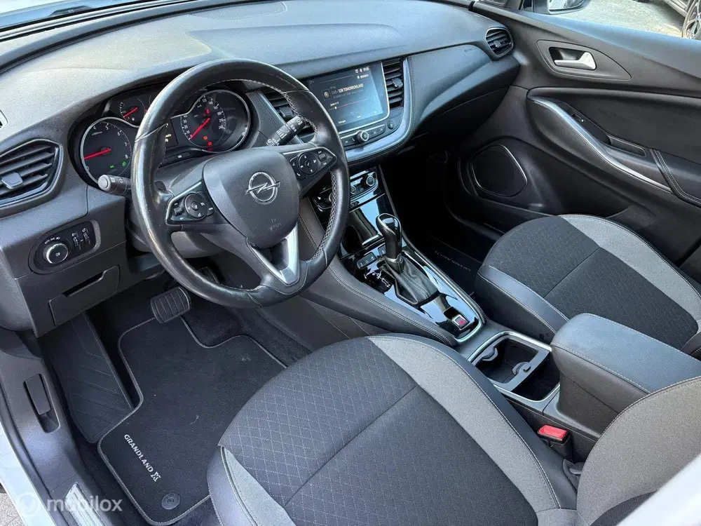 Opel Grandland 1.2 Turbo Innovation uit 2019, foto 9