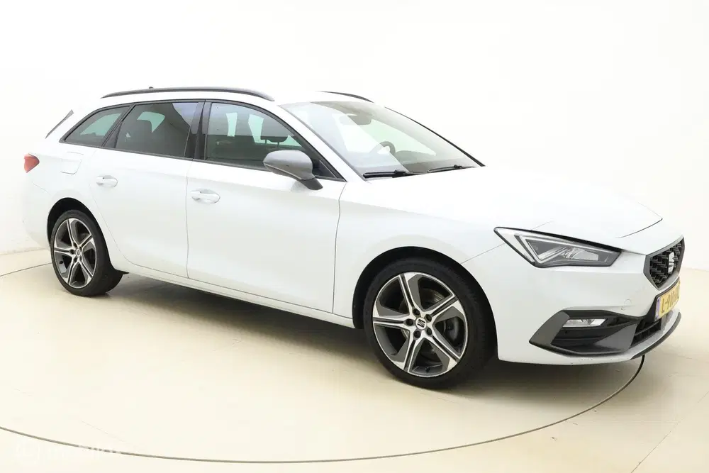 SEAT Leon 1.4 TSI eHybrid FR uit 2021, foto 8