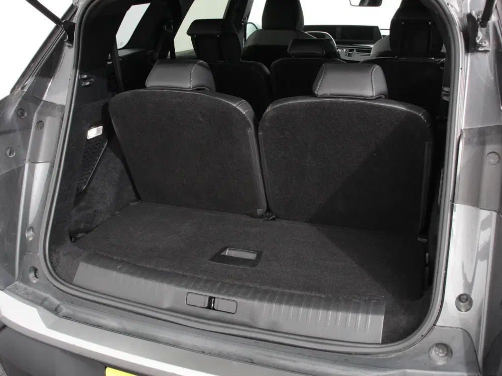 Peugeot 5008 1.2 Hybrid 145pk Automaat Allure 7p Naviga uit 2025, foto 10